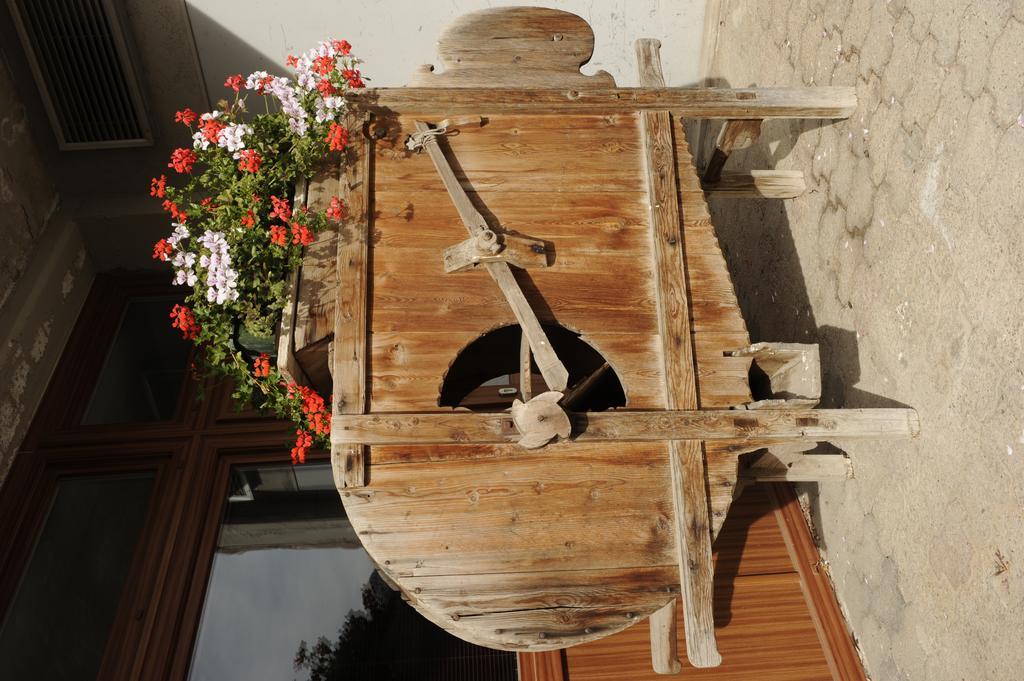 Alpine Touring Hotel-Petfriendly Pozza di Fassa Esterno foto